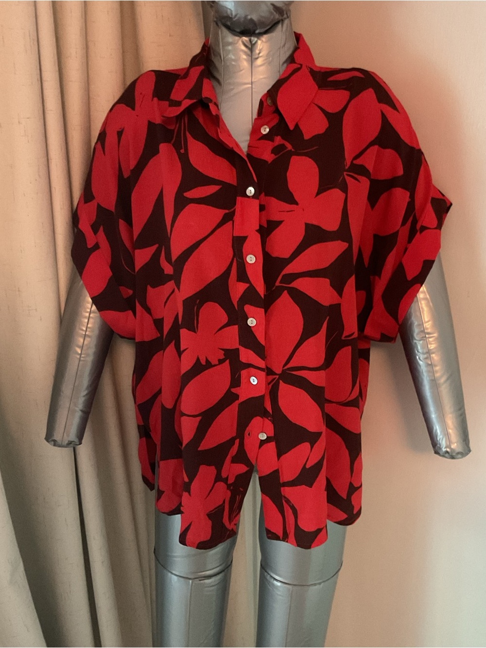 MNG Red and Black Floral Button-Up Women's Top